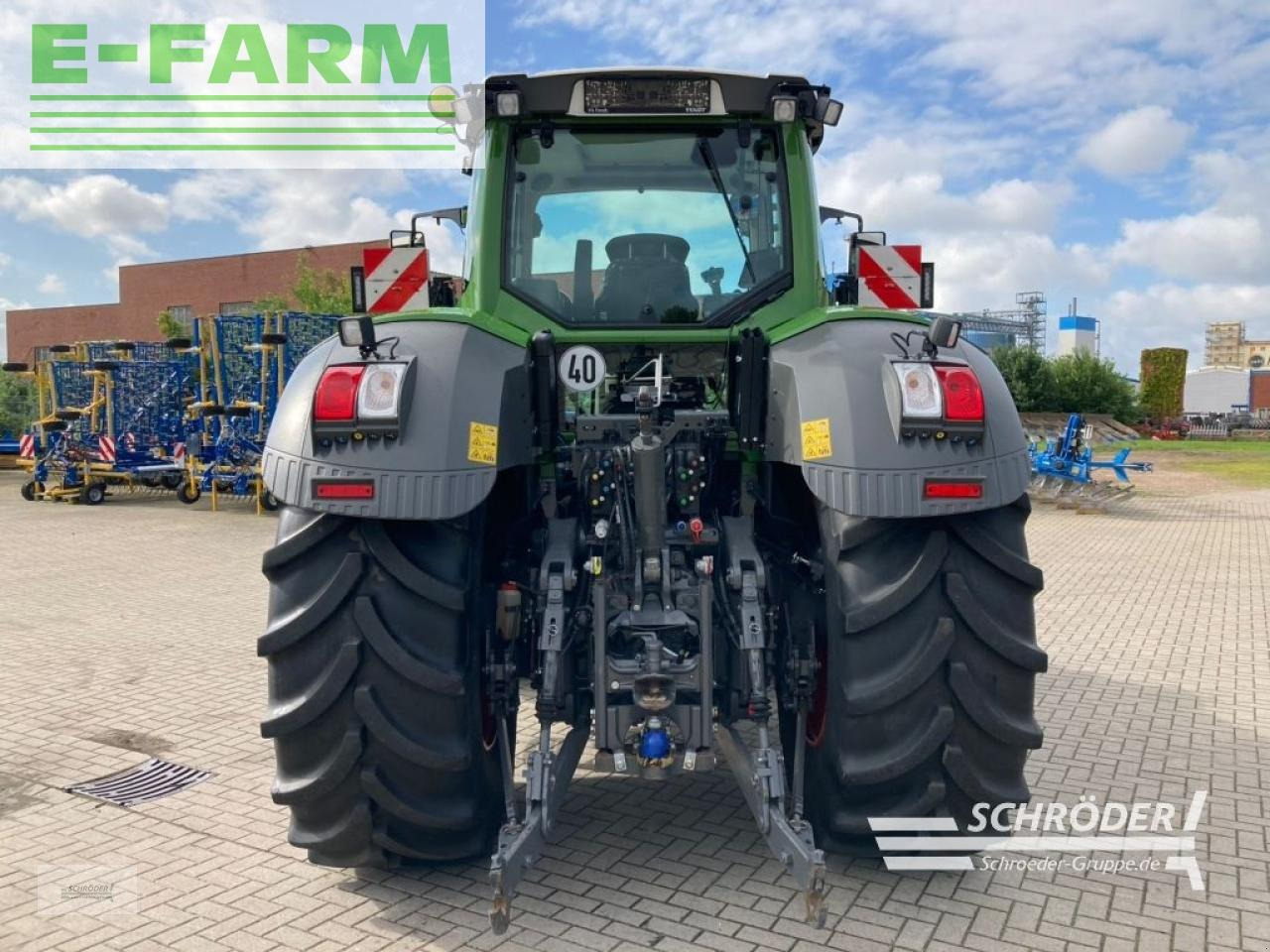 Fendt 828 s4 profi plus ProfiPlus - Трактор: фото 4 Fendt 828 s4 profi plus ProfiPlus - Трактор: фото 4