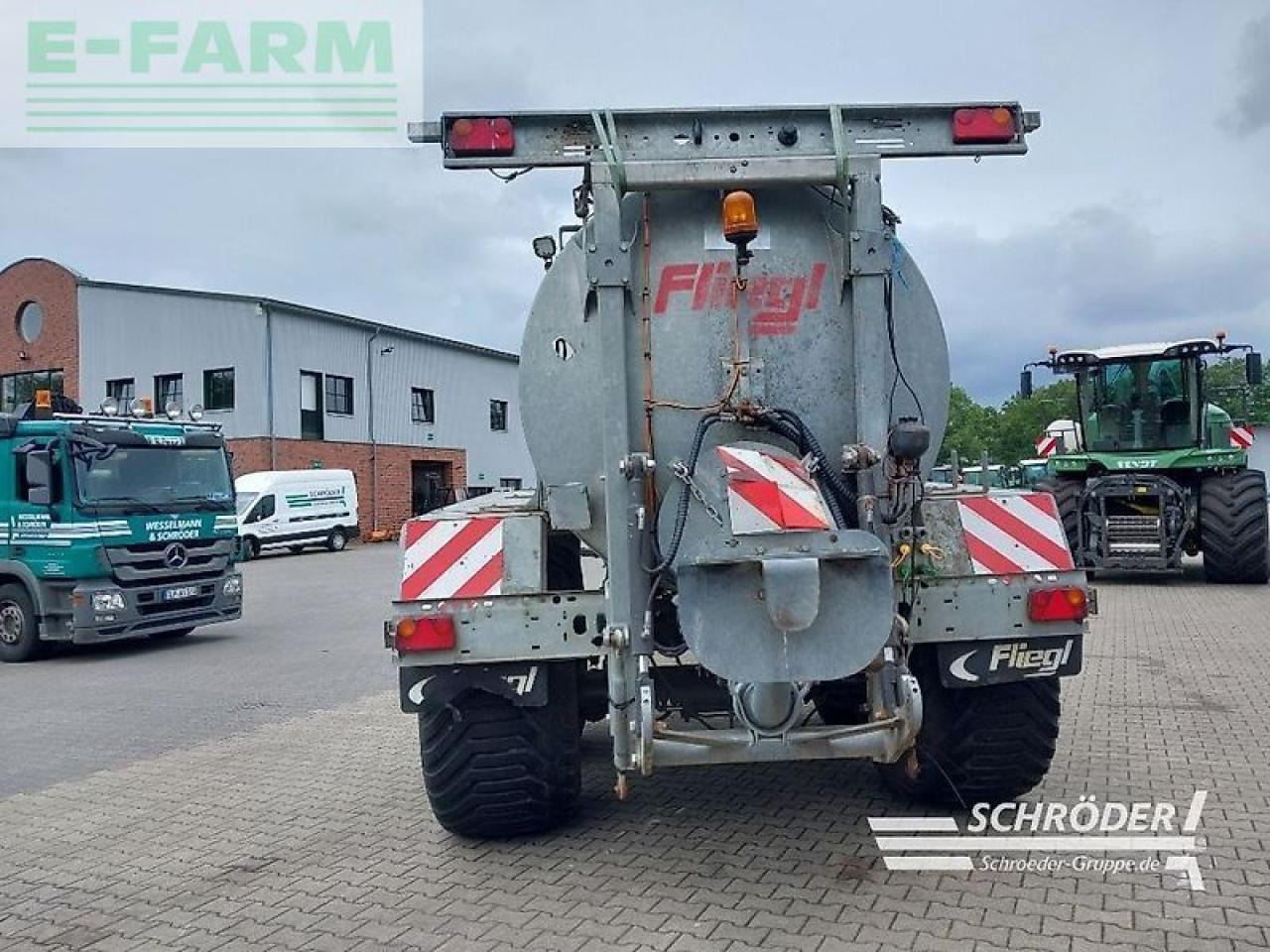 Fliegl 16000 l - Техника для внесения удобрений: фото 4 Fliegl 16000 l - Техника для внесения удобрений: фото 4