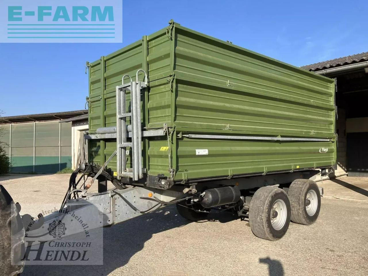 Fliegl tdk 130 fox - Сельскохозяйственный прицеп-самосвал: фото 1 Fliegl tdk 130 fox - Сельскохозяйственный прицеп-самосвал: фото 1