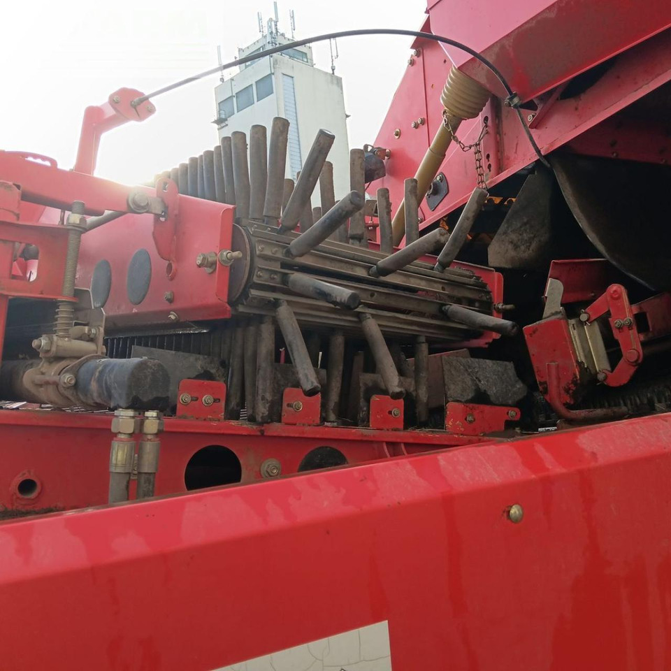 Картофелеуборочный комбайн Grimme se 85 - 55: фото 9 Картофелеуборочный комбайн Grimme se 85 - 55: фото 9