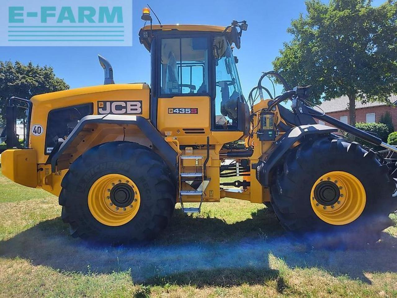 JCB 435 s - Мини-экскаватор: фото 2 JCB 435 s - Мини-экскаватор: фото 2