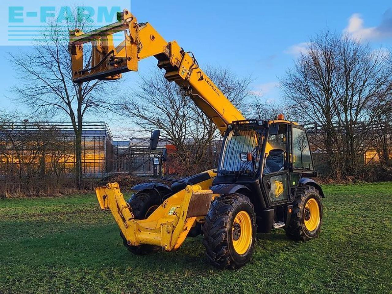 JCB 533-105 - Телескопический погрузчик: фото 1 JCB 533-105 - Телескопический погрузчик: фото 1