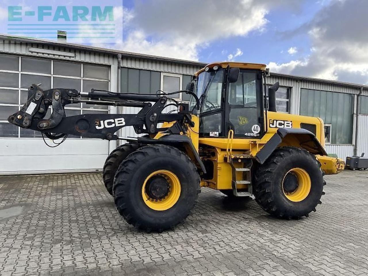JCB gebr. radlader 426 agri - Мини-экскаватор: фото 1 JCB gebr. radlader 426 agri - Мини-экскаватор: фото 1