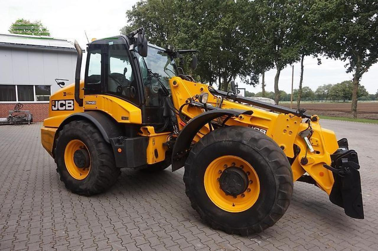 JCB jcb tm 420 teleskopradlader - Мини-экскаватор: фото 2 JCB jcb tm 420 teleskopradlader - Мини-экскаватор: фото 2