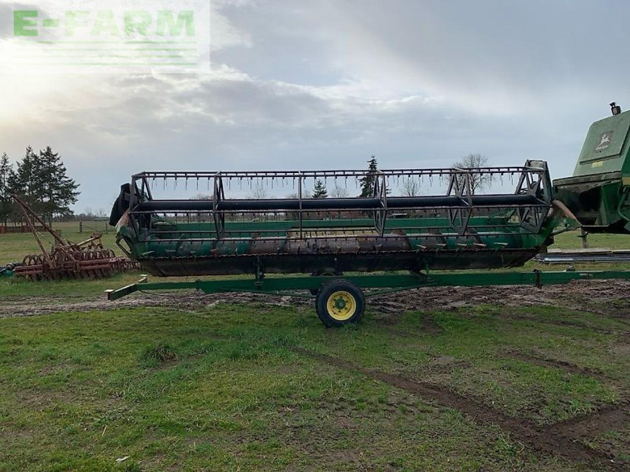 John Deere 2254 - Зерноуборочный комбайн: фото 3 John Deere 2254 - Зерноуборочный комбайн: фото 3