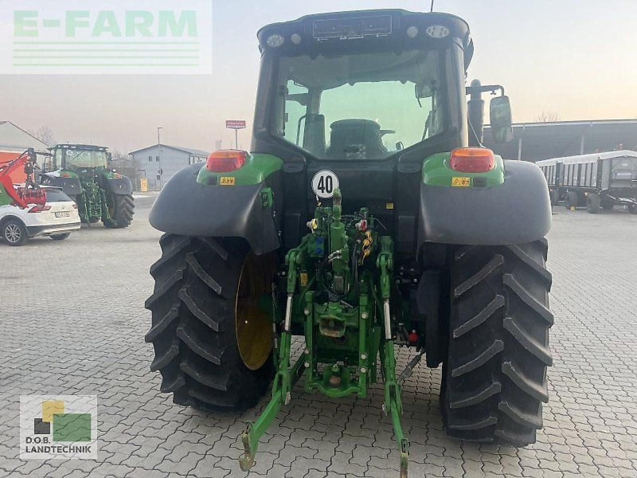 John Deere 6110m - Трактор: фото 4 John Deere 6110m - Трактор: фото 4