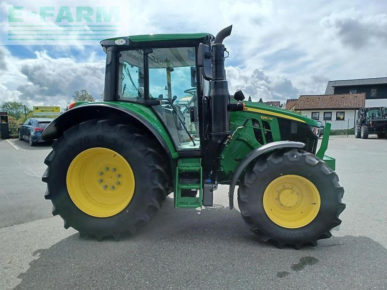 John Deere 6110m - Трактор: фото 3 John Deere 6110m - Трактор: фото 3