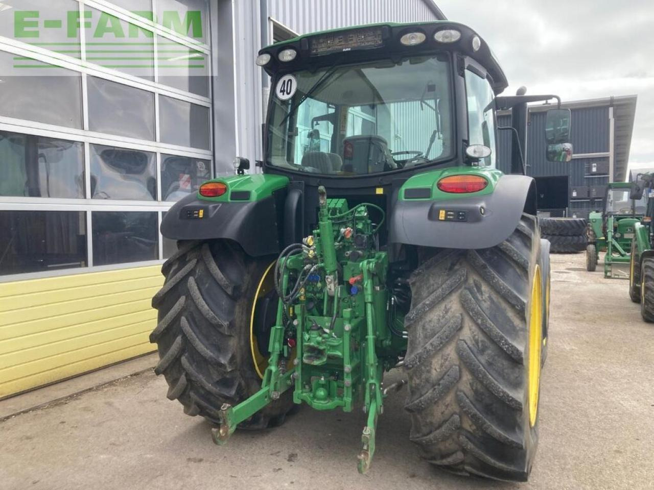 John Deere 6130r - Трактор: фото 5 John Deere 6130r - Трактор: фото 5