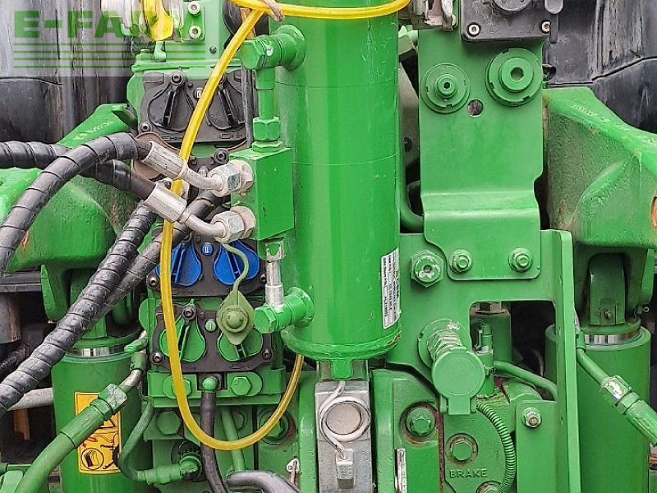 John Deere 6145r - Трактор: фото 3 John Deere 6145r - Трактор: фото 3