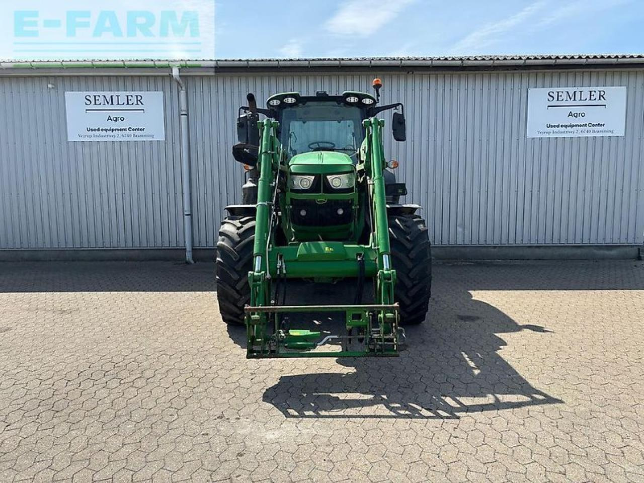 John Deere 6155m - Трактор: фото 2 John Deere 6155m - Трактор: фото 2