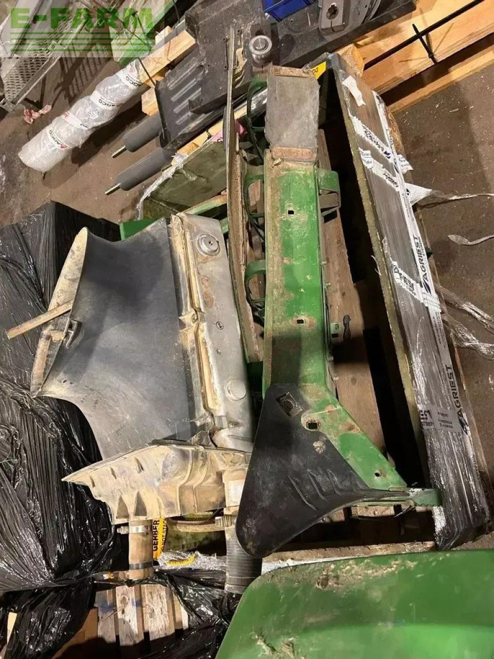 John Deere 6190r - Трактор: фото 2 John Deere 6190r - Трактор: фото 2