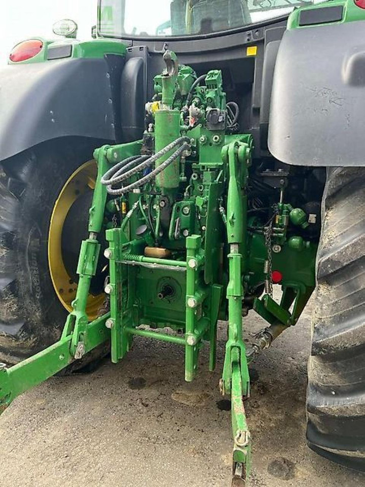 John Deere 6215 r - Трактор: фото 4 John Deere 6215 r - Трактор: фото 4