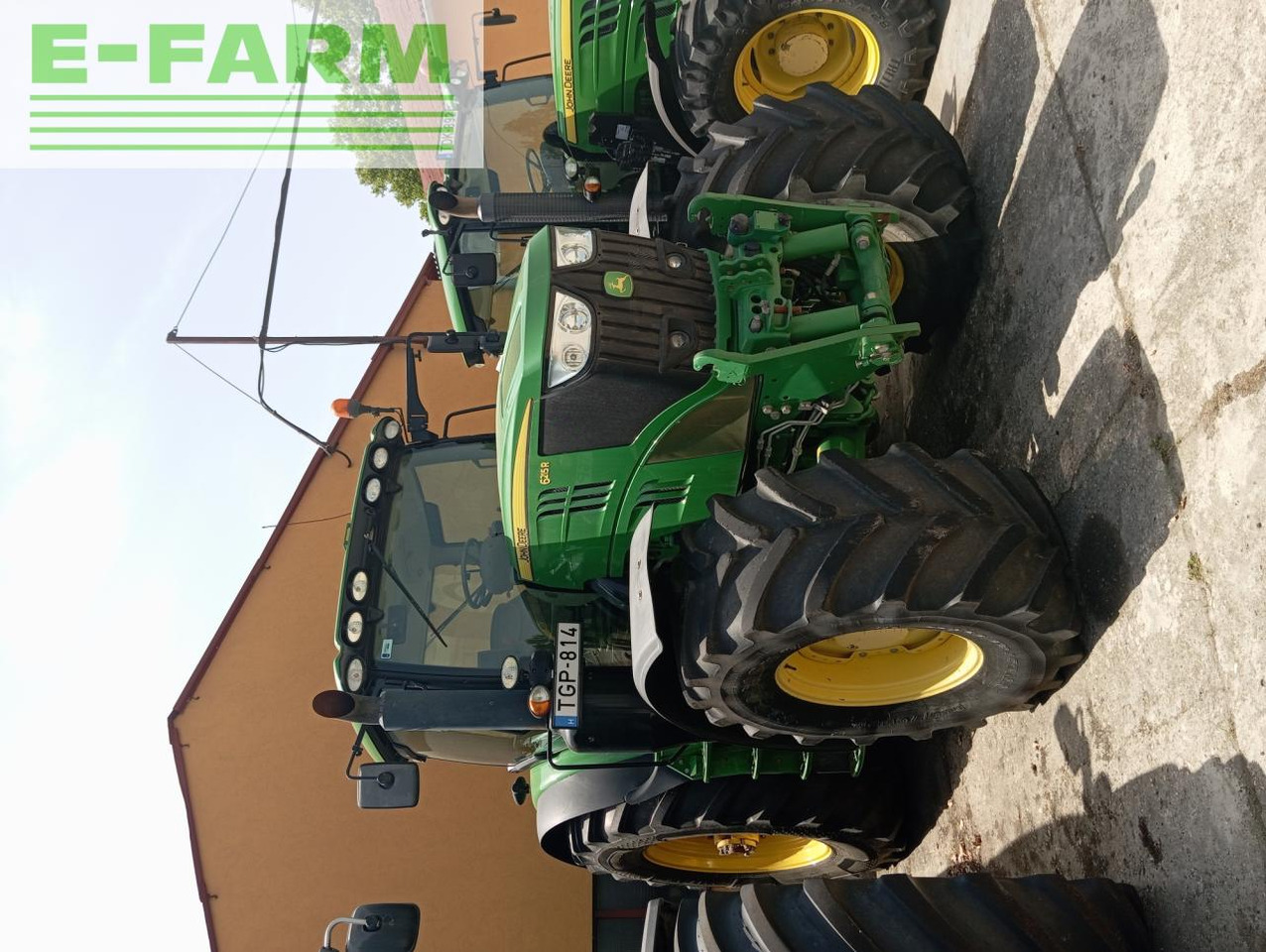 John Deere 6215R - Трактор: фото 2 John Deere 6215R - Трактор: фото 2