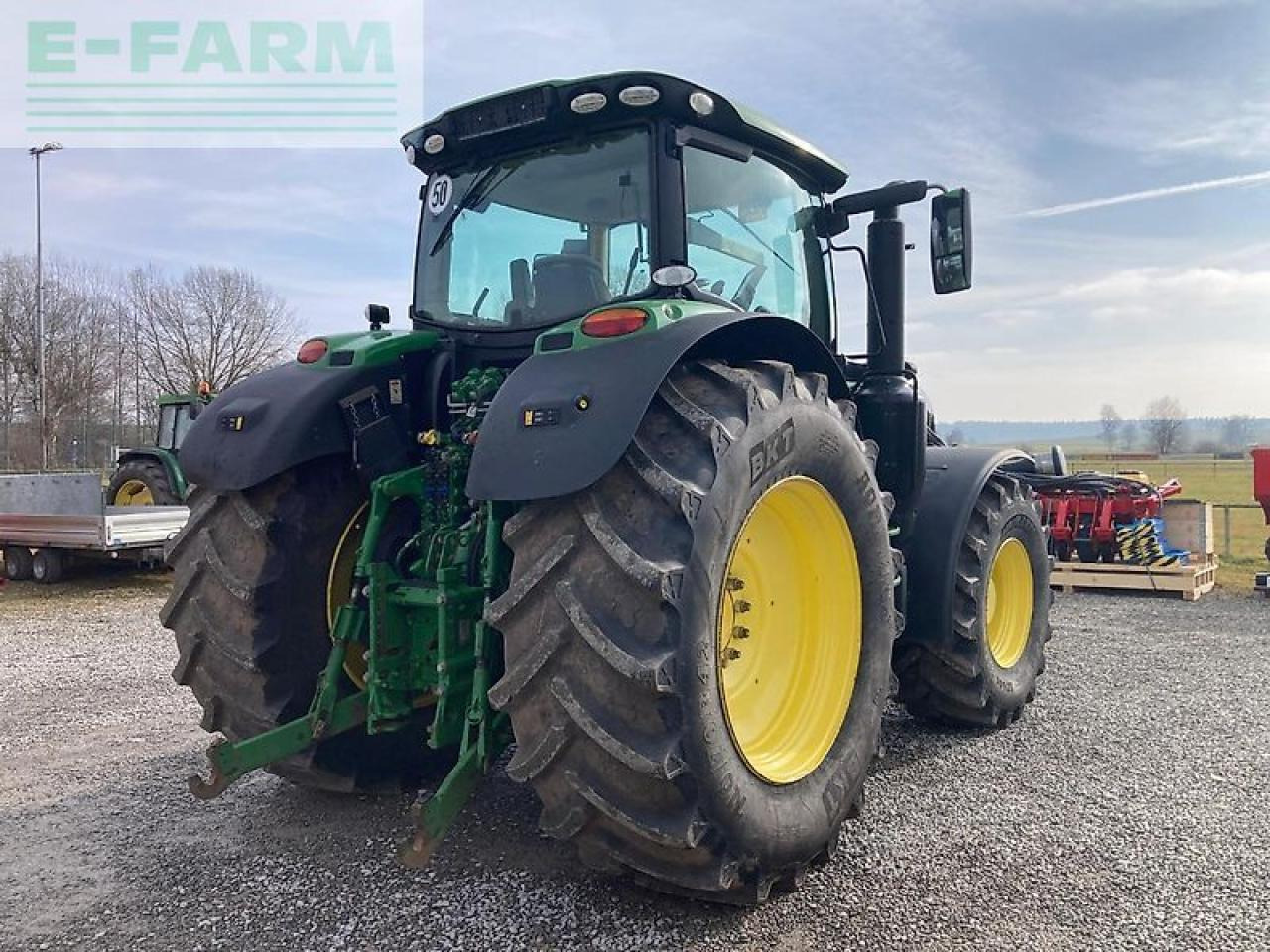 John Deere 6215r - Трактор: фото 4 John Deere 6215r - Трактор: фото 4