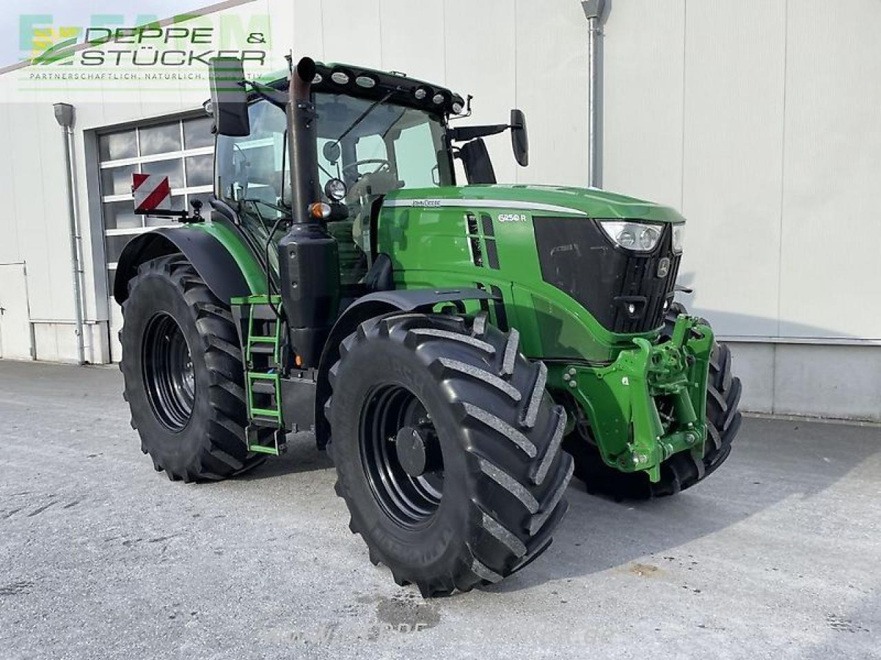 John Deere 6250r - Трактор: фото 4 John Deere 6250r - Трактор: фото 4