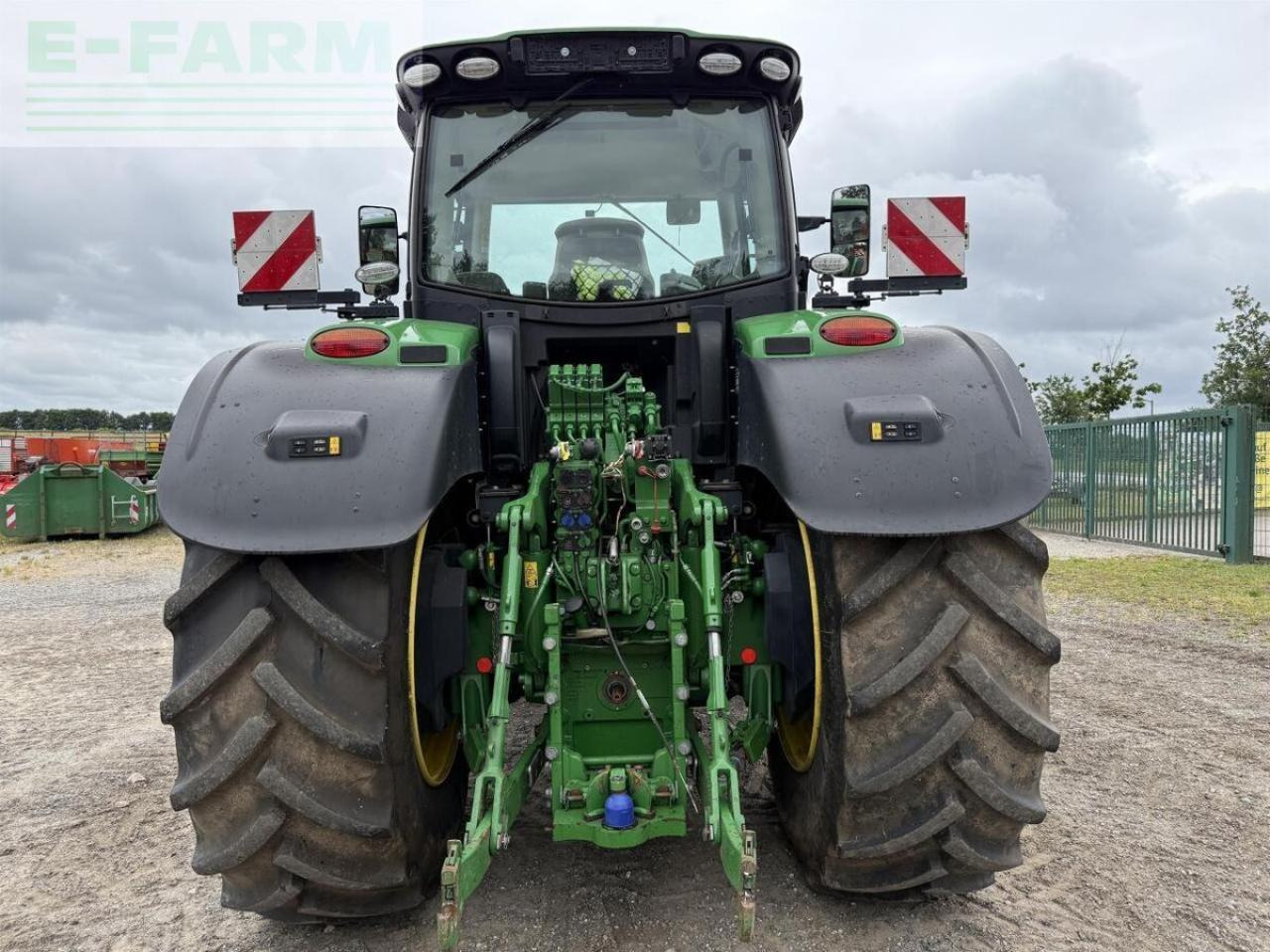 John Deere 6250r - Трактор: фото 4 John Deere 6250r - Трактор: фото 4