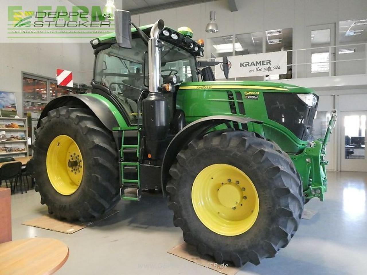John Deere 6250r - Трактор: фото 4 John Deere 6250r - Трактор: фото 4