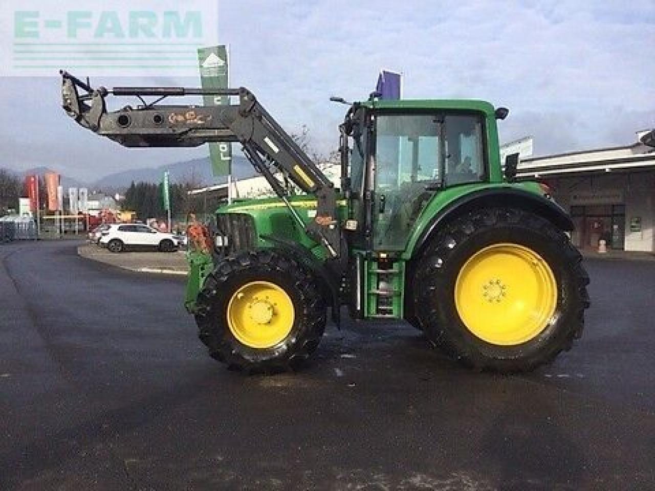 John Deere 6320 premium - Трактор: фото 1 John Deere 6320 premium - Трактор: фото 1