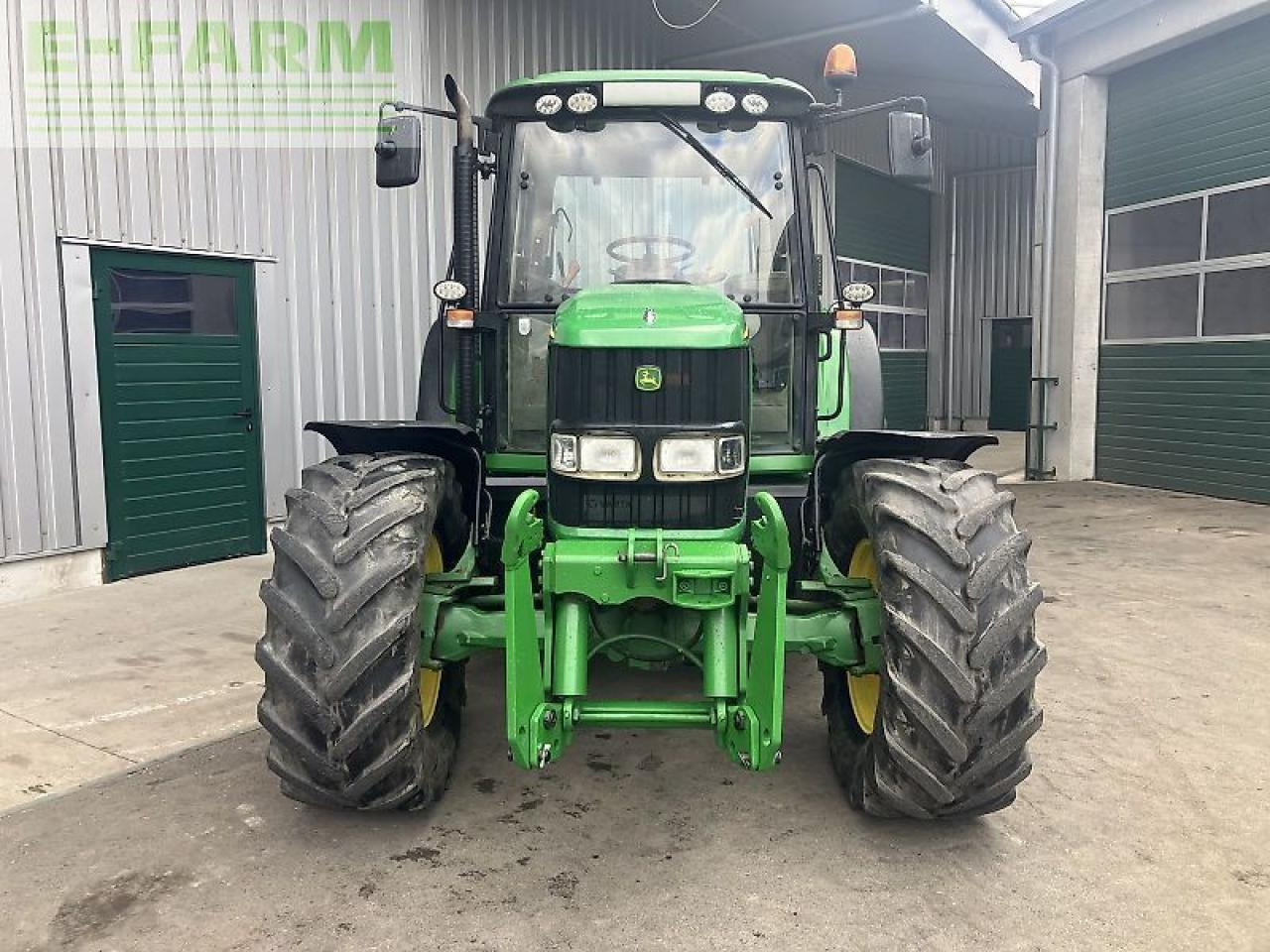 John Deere 6320 premium - Трактор: фото 2 John Deere 6320 premium - Трактор: фото 2