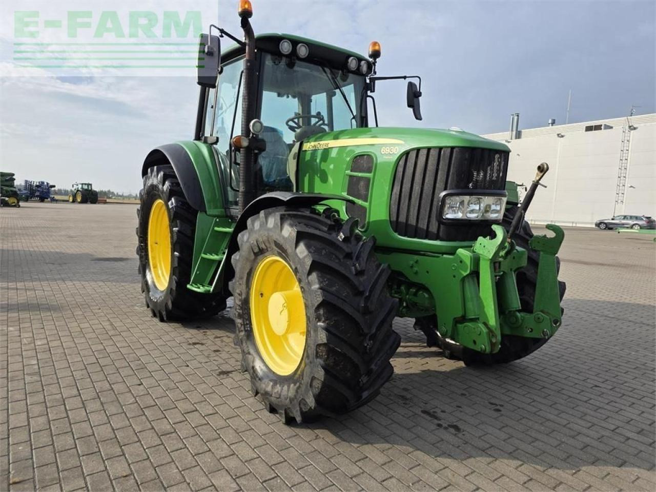 John Deere 6930 premium - Трактор: фото 1 John Deere 6930 premium - Трактор: фото 1