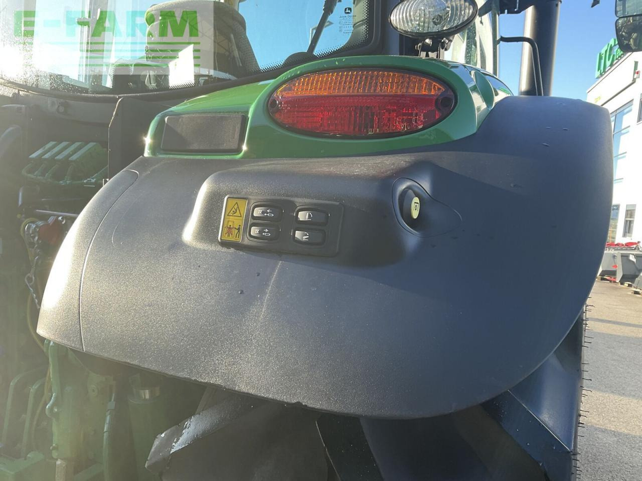 Трактор John Deere 6r 110: фото 29 Трактор John Deere 6r 110: фото 29