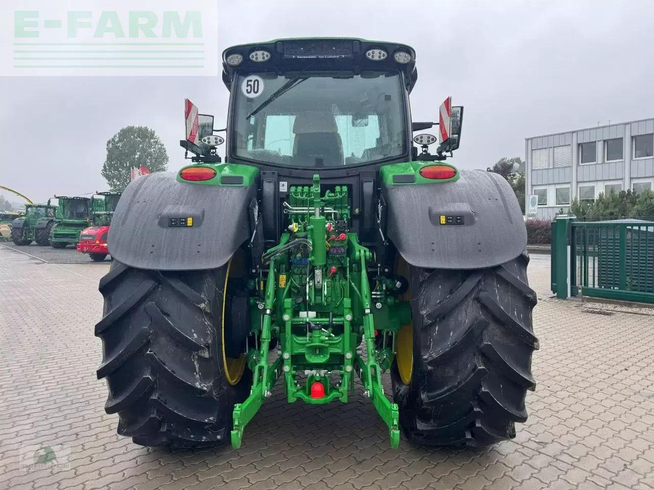 Трактор John Deere 6r 215: фото 7
