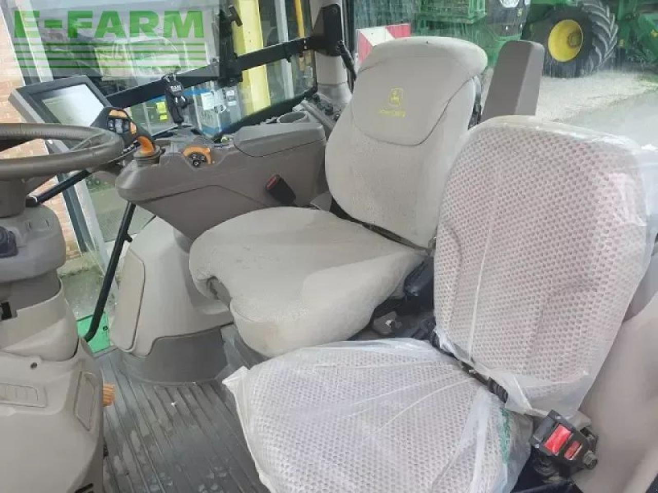 John Deere 6r 250 - Трактор: фото 5 John Deere 6r 250 - Трактор: фото 5
