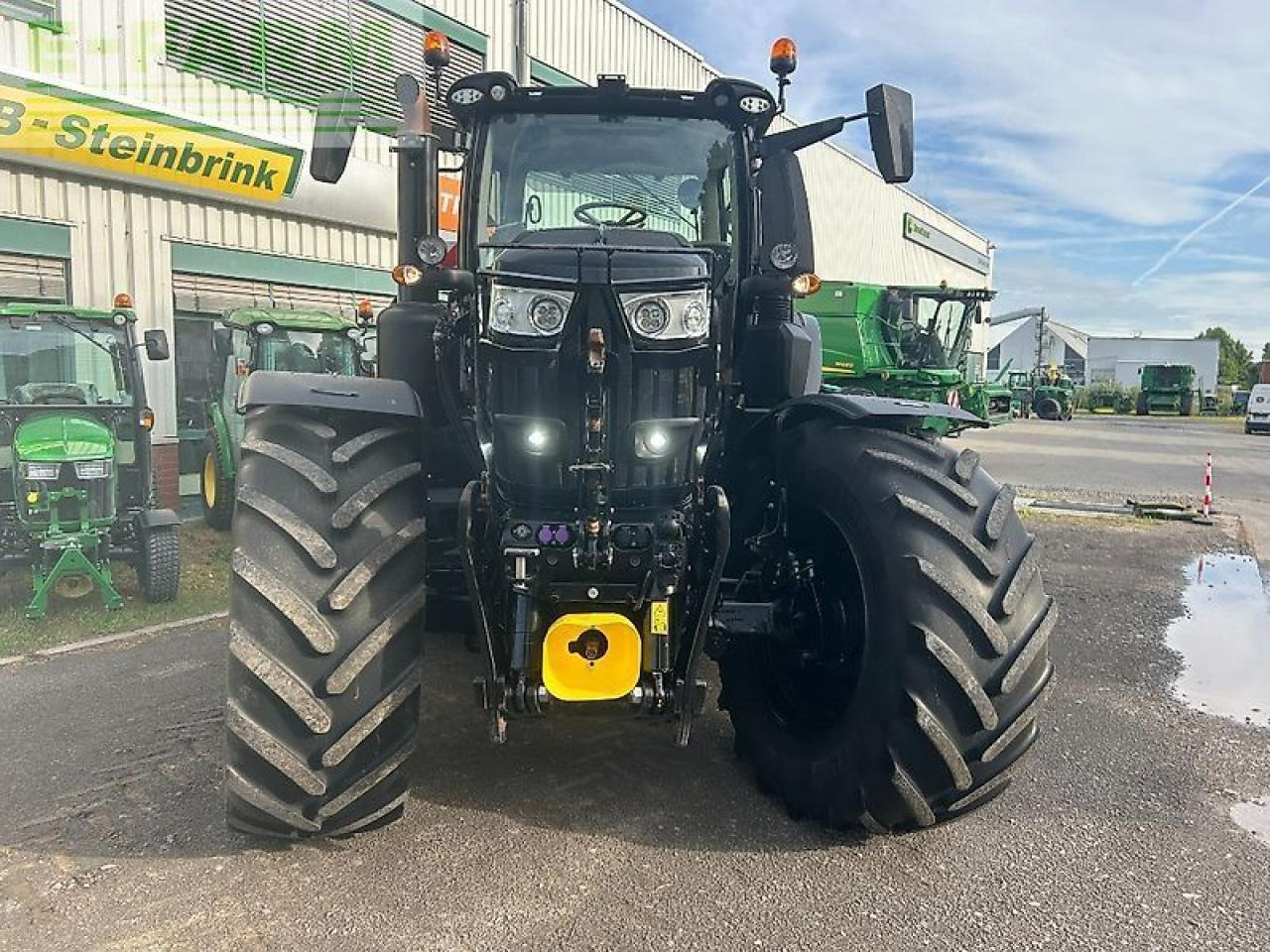 John Deere 6r250 blackedition - Трактор: фото 2 John Deere 6r250 blackedition - Трактор: фото 2