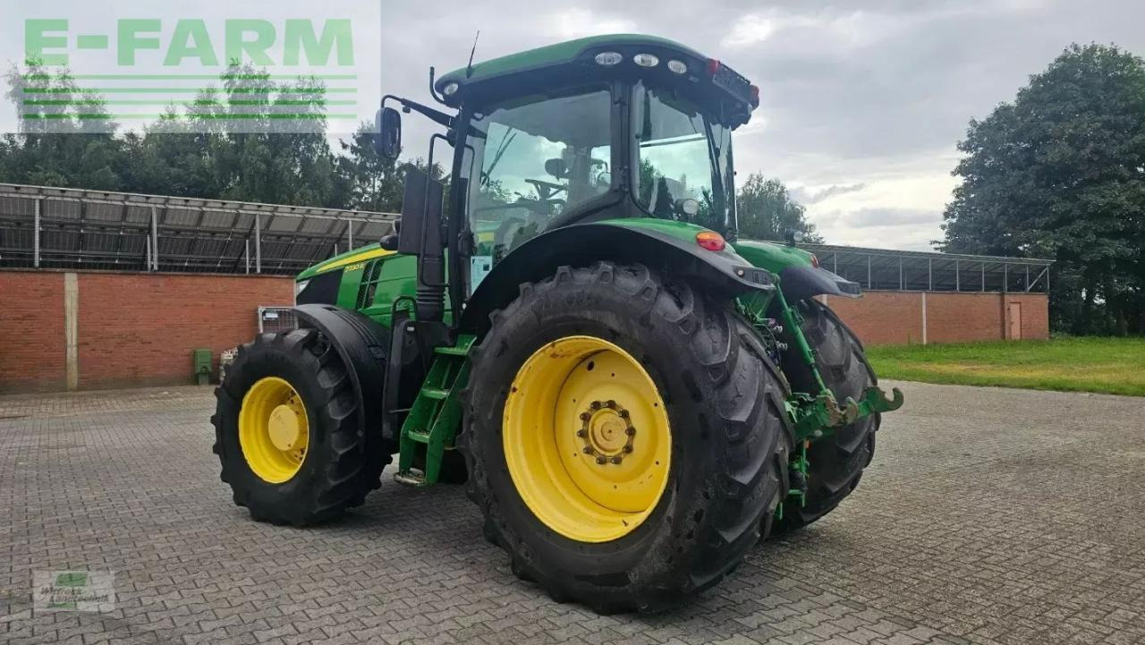 John Deere 7230r - Трактор: фото 5 John Deere 7230r - Трактор: фото 5