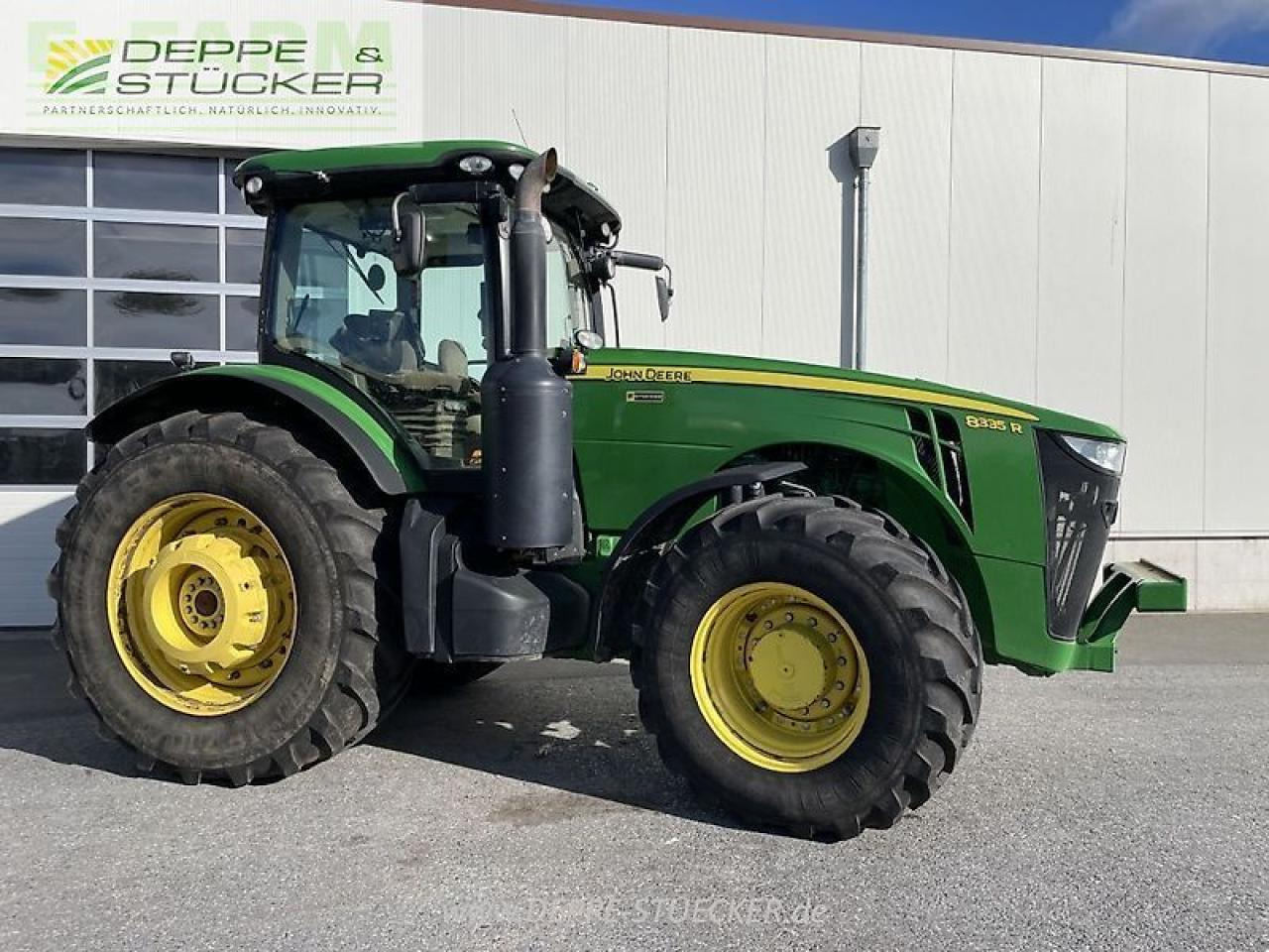 John Deere 8335r - Трактор: фото 3 John Deere 8335r - Трактор: фото 3