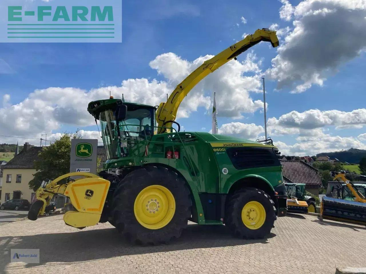John Deere 8600 - Кормоуборочный комбайн: фото 1 John Deere 8600 - Кормоуборочный комбайн: фото 1