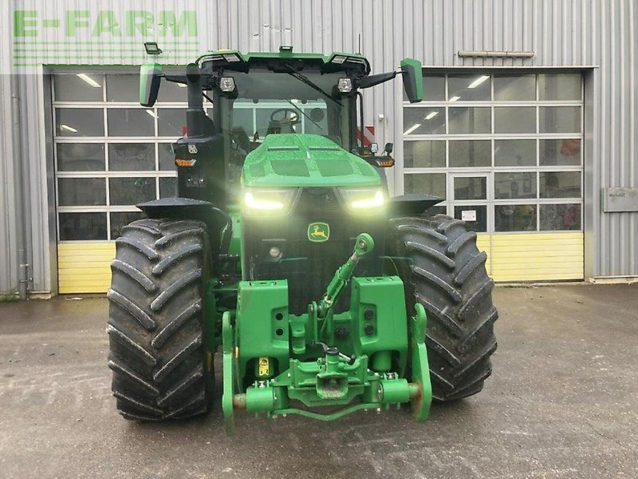 John Deere 8r370 / 8r 370 - Трактор: фото 3 John Deere 8r370 / 8r 370 - Трактор: фото 3
