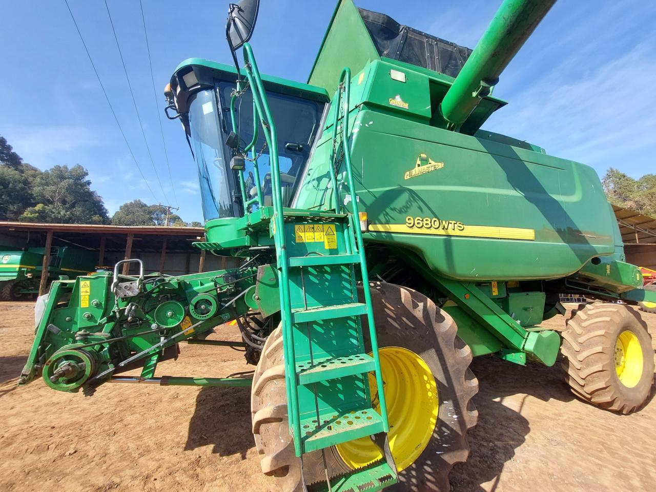 John Deere 9680WTS HM - Зерноуборочный комбайн: фото 1 John Deere 9680WTS HM - Зерноуборочный комбайн: фото 1