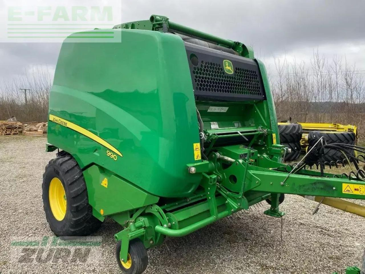 John Deere 990 premium - Пресс-подборщик тюковый: фото 1 John Deere 990 premium - Пресс-подборщик тюковый: фото 1