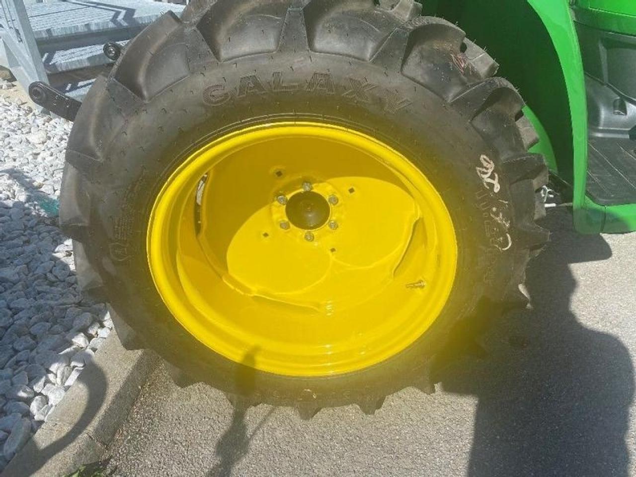 John Deere kompakttraktor - Минитрактор: фото 1 John Deere kompakttraktor - Минитрактор: фото 1