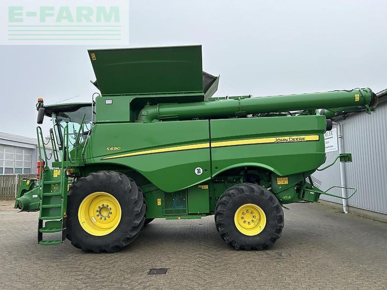 Зерноуборочный комбайн John Deere s690: фото 14