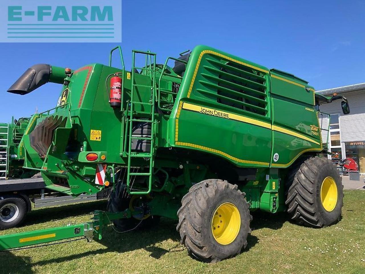 John Deere t560 hm - Зерноуборочный комбайн: фото 2 John Deere t560 hm - Зерноуборочный комбайн: фото 2
