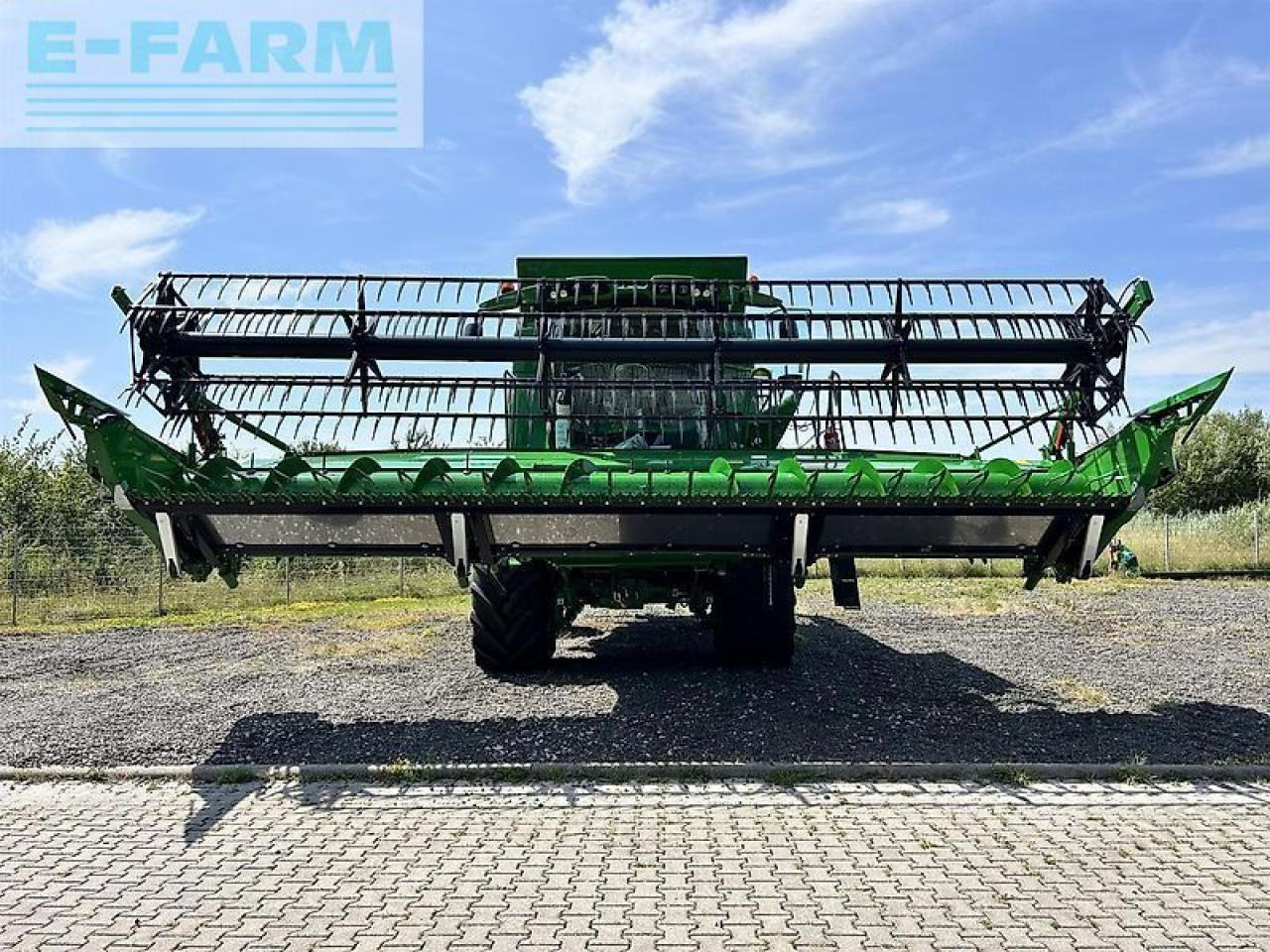 John Deere t560 hm demo - Зерноуборочный комбайн: фото 2 John Deere t560 hm demo - Зерноуборочный комбайн: фото 2