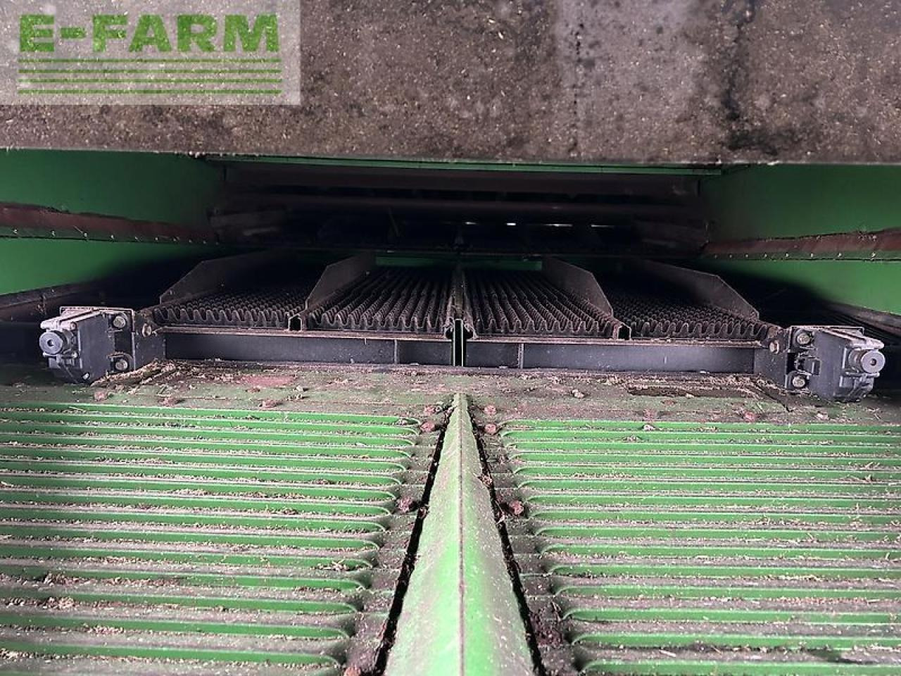 John Deere t670 - Зерноуборочный комбайн: фото 3 John Deere t670 - Зерноуборочный комбайн: фото 3