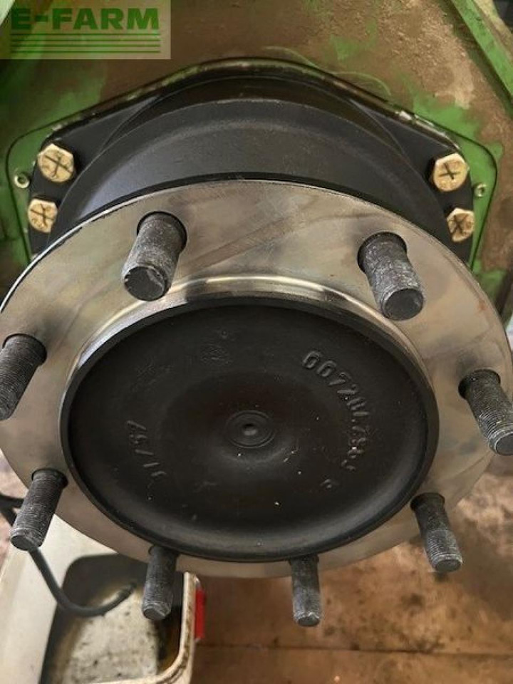 Krone big x 650 - Кормоуборочный комбайн: фото 4 Krone big x 650 - Кормоуборочный комбайн: фото 4