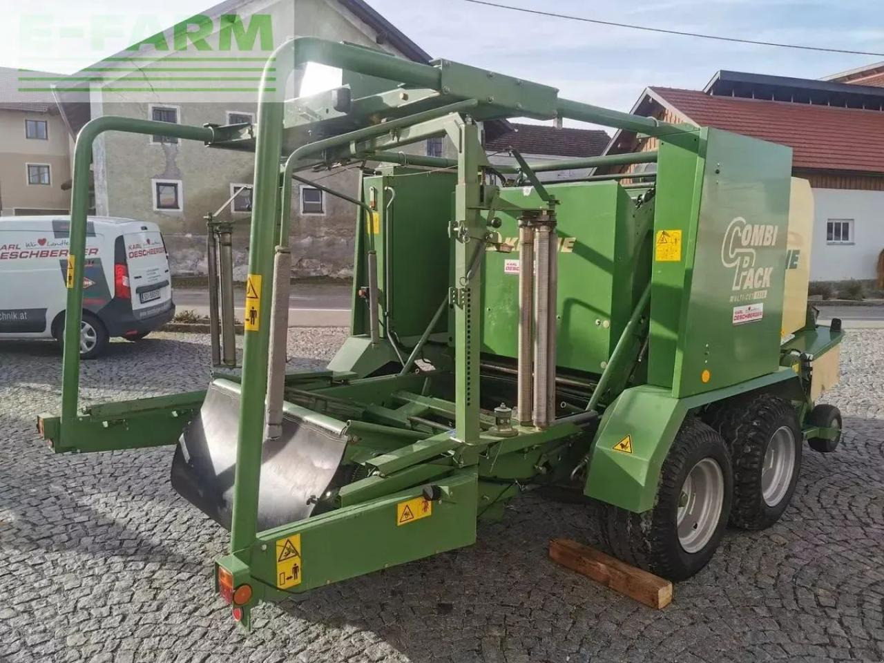 Krone combipack 1250 mc press-wickelkombination - Пресс-подборщик тюковый: фото 4 Krone combipack 1250 mc press-wickelkombination - Пресс-подборщик тюковый: фото 4