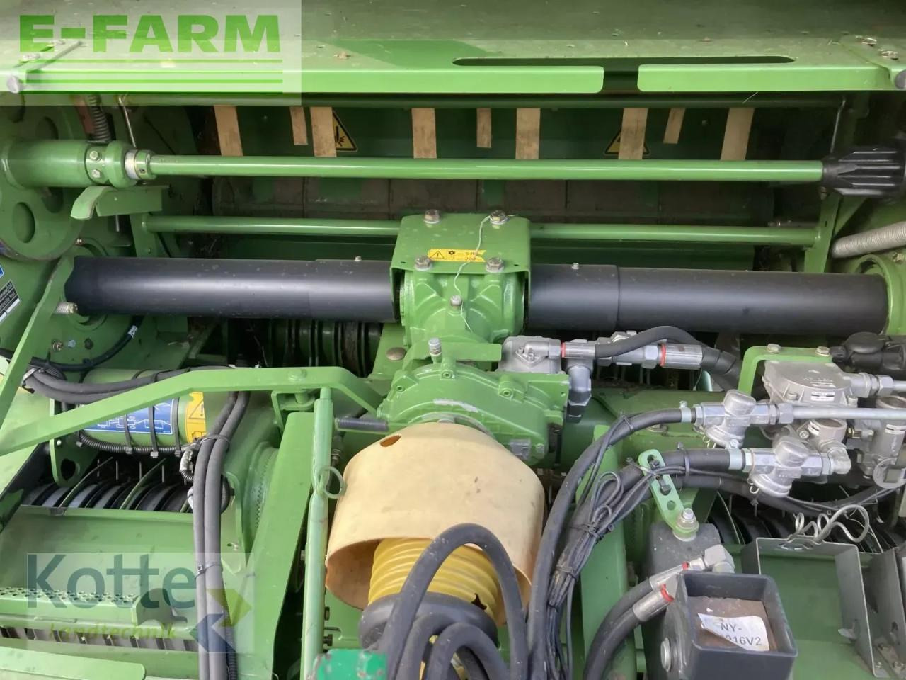 Krone comprima cv 150 xc - Пресс-подборщик тюковый: фото 5 Krone comprima cv 150 xc - Пресс-подборщик тюковый: фото 5