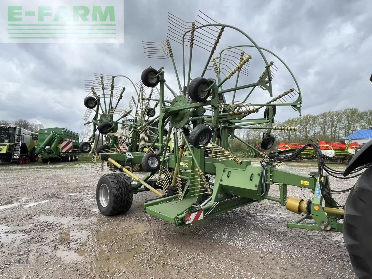 Krone swadro 1400 plus - Сеноворошилка: фото 1 Krone swadro 1400 plus - Сеноворошилка: фото 1