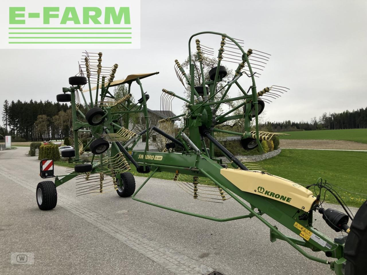Krone swadro ts 680 - Сеноворошилка: фото 1 Krone swadro ts 680 - Сеноворошилка: фото 1