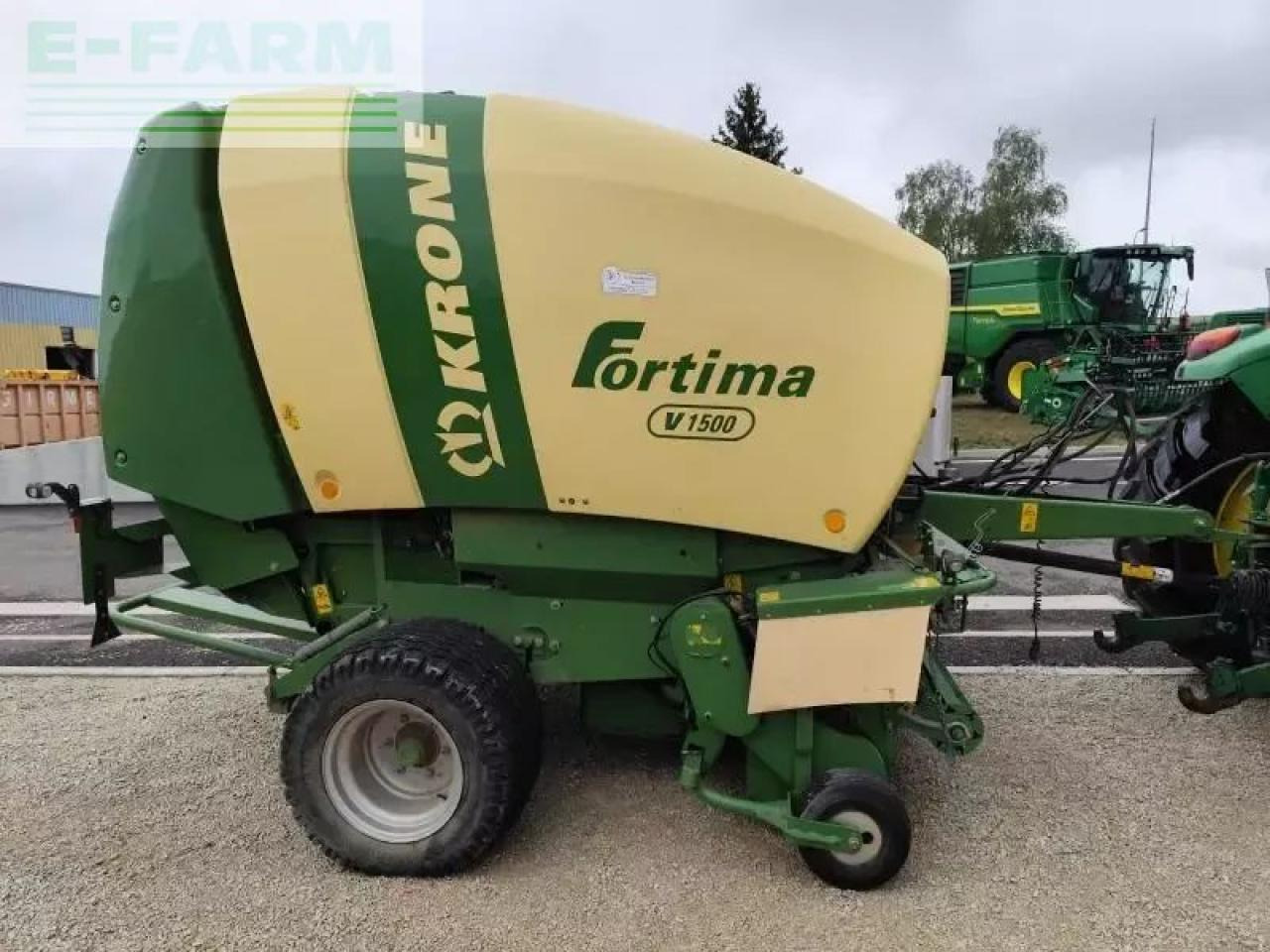 Krone v 1500 - Пресс-подборщик тюковый: фото 3 Krone v 1500 - Пресс-подборщик тюковый: фото 3