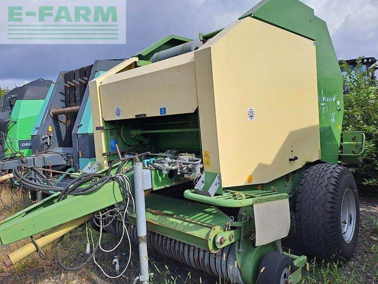 Krone vario pack 1800 mc - Пресс-подборщик тюковый: фото 2 Krone vario pack 1800 mc - Пресс-подборщик тюковый: фото 2