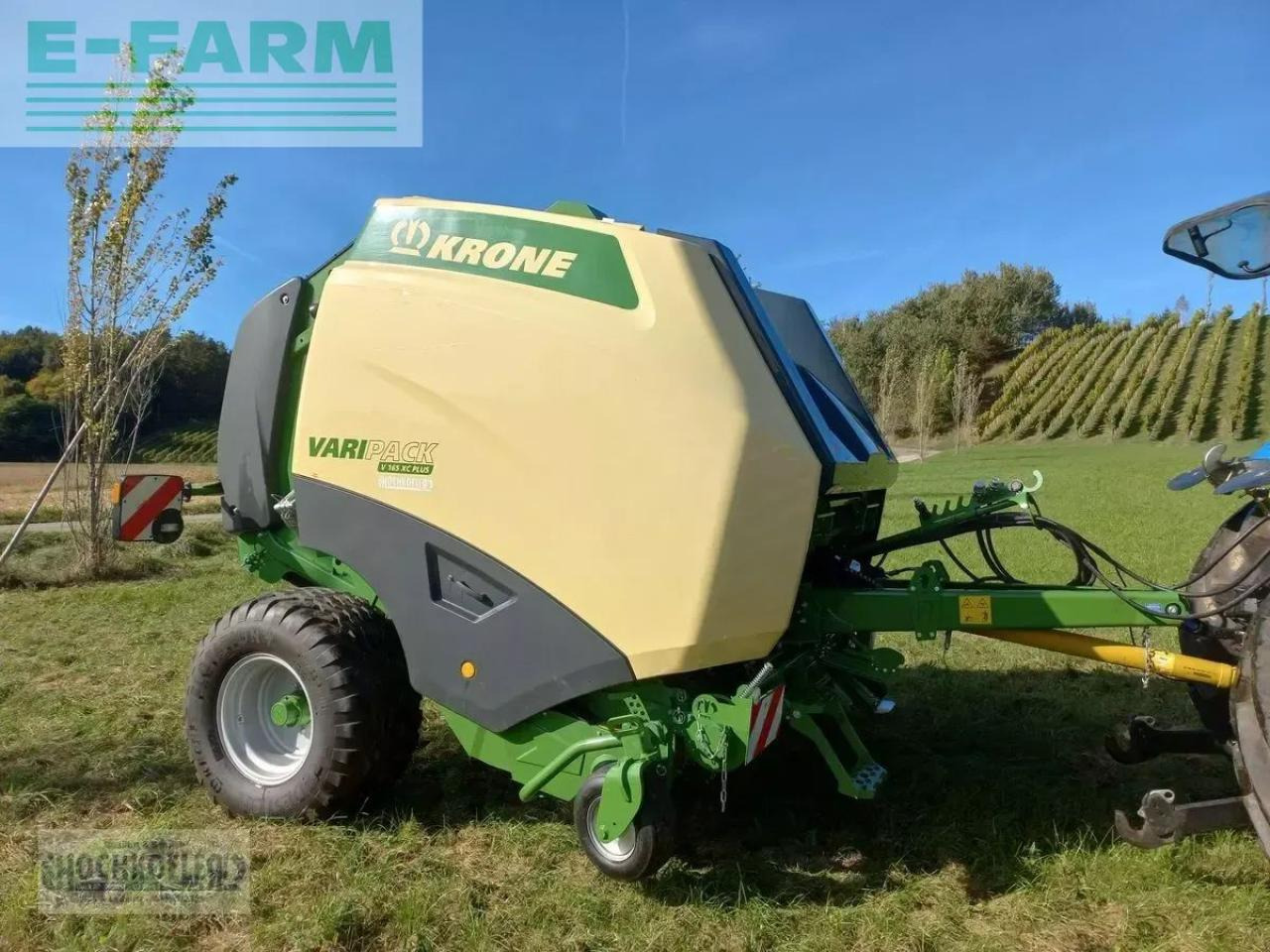 Krone varipack v 165 xc plus - Пресс-подборщик тюковый: фото 1 Krone varipack v 165 xc plus - Пресс-подборщик тюковый: фото 1