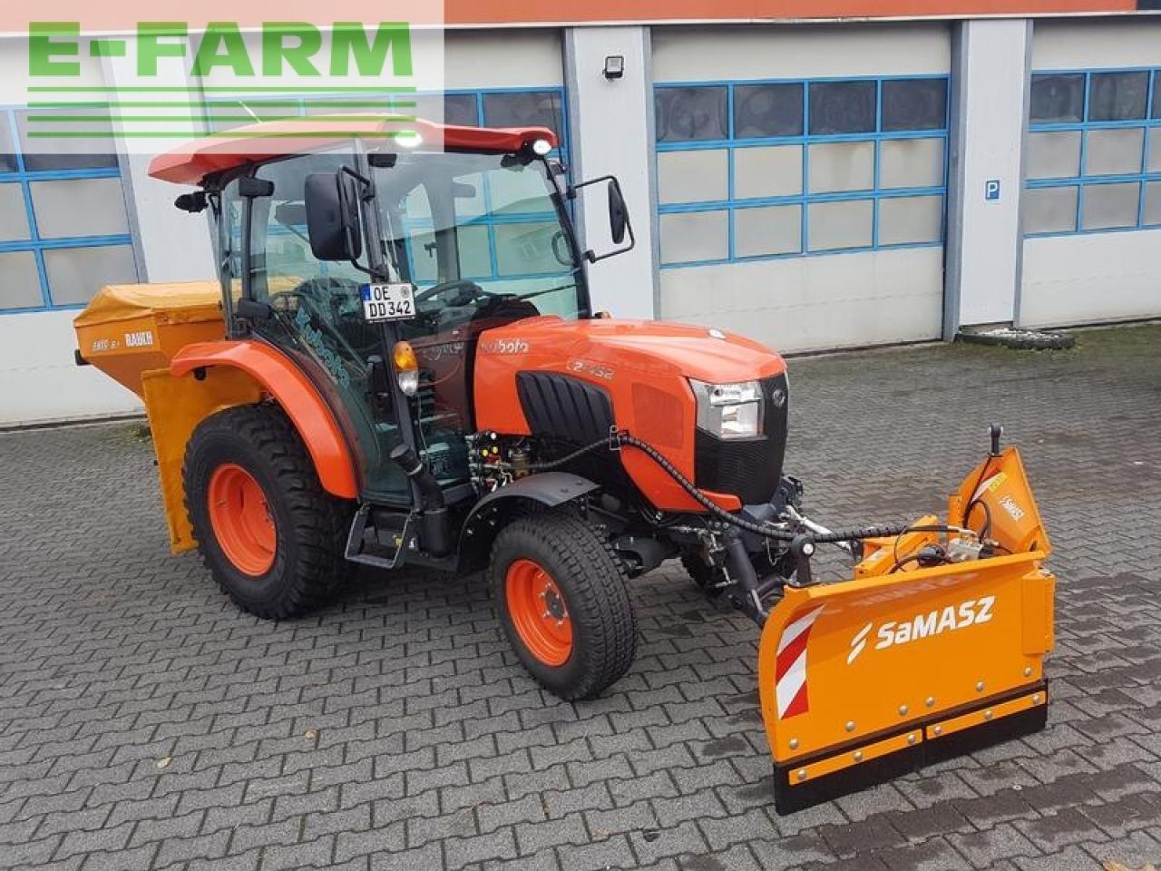 Kubota l2-452 winterdienstpaket - Трактор: фото 3 Kubota l2-452 winterdienstpaket - Трактор: фото 3