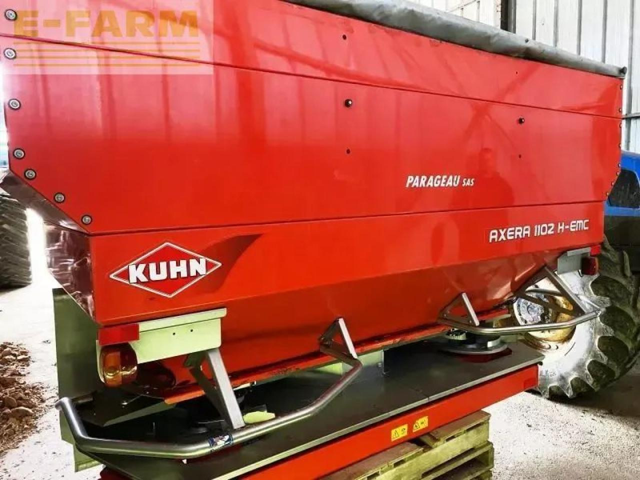 Kuhn axera 1102 h-emc - Разбрасыватель удобрений: фото 2 Kuhn axera 1102 h-emc - Разбрасыватель удобрений: фото 2