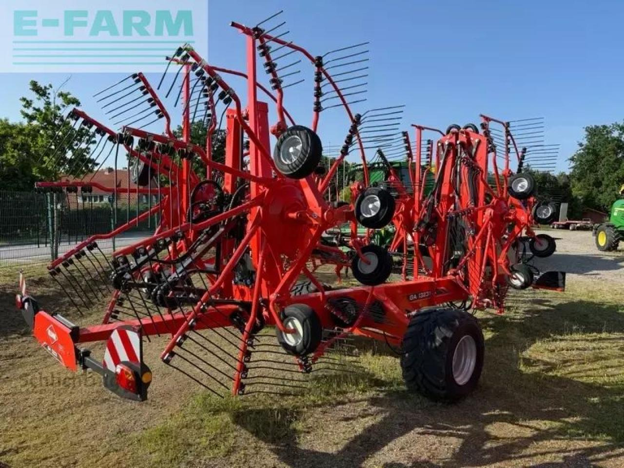 Kuhn ga13231 - Сеноворошилка: фото 3 Kuhn ga13231 - Сеноворошилка: фото 3